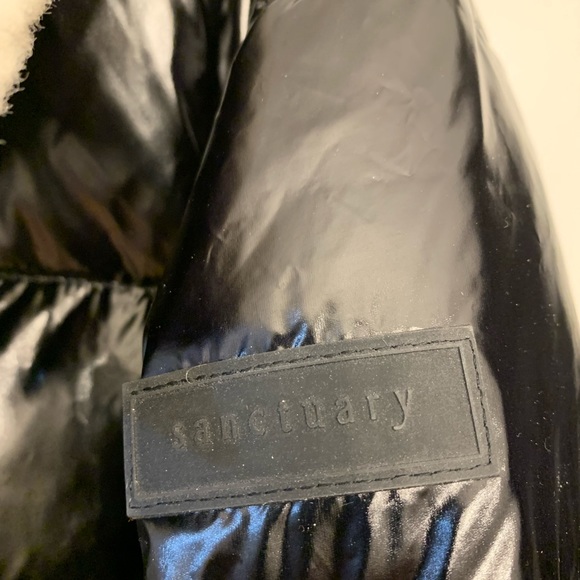 Black Sanctuary puffer jacket.  Cozy, like new. Smoke free home. XL - Picture 4 of 5